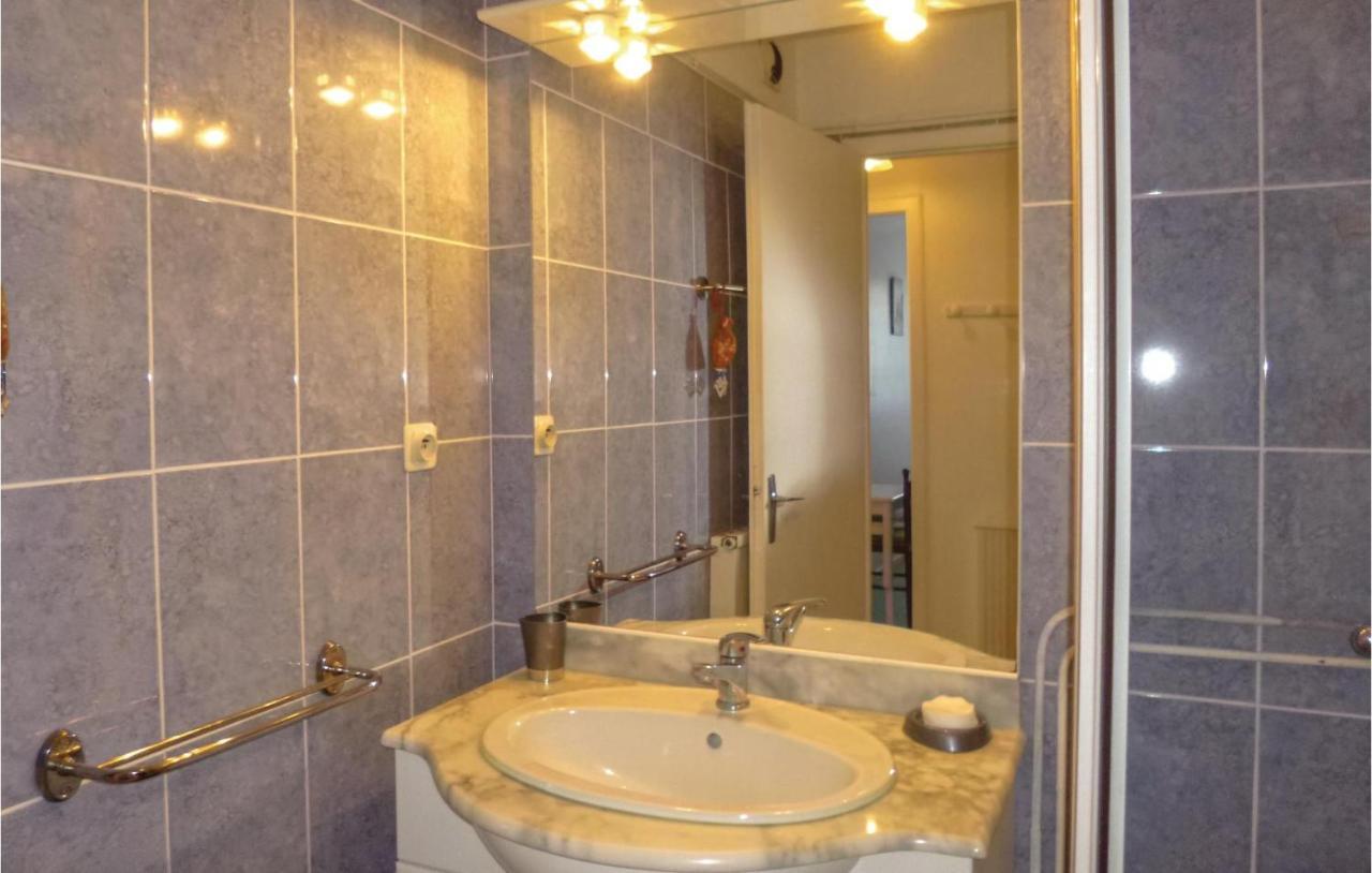 1 Bedroom Nice Apartment In Grandcamp Maisy Extérieur photo